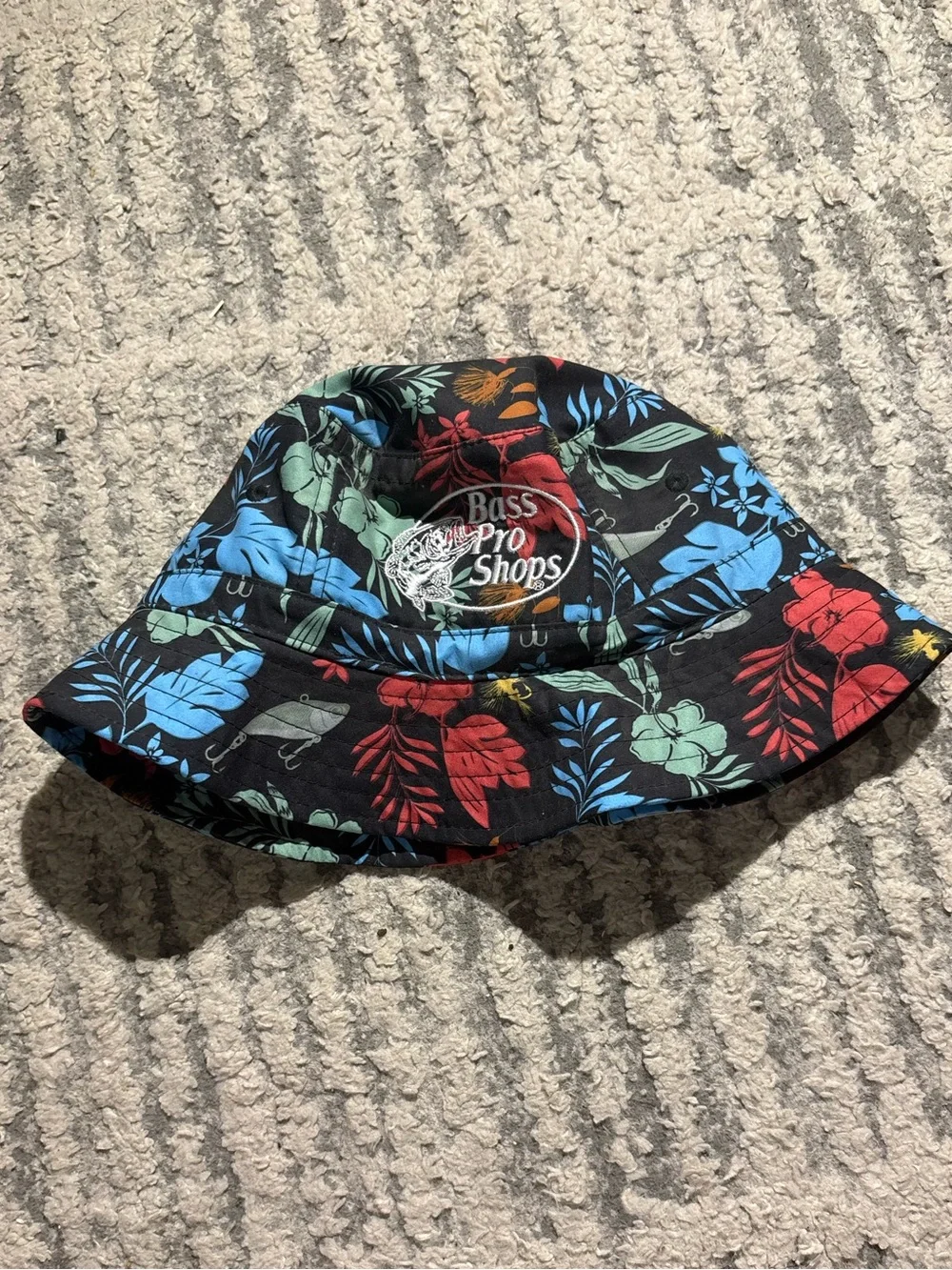 Bass pro shops colorful black blue Hawaiian floral bucket fishing hat